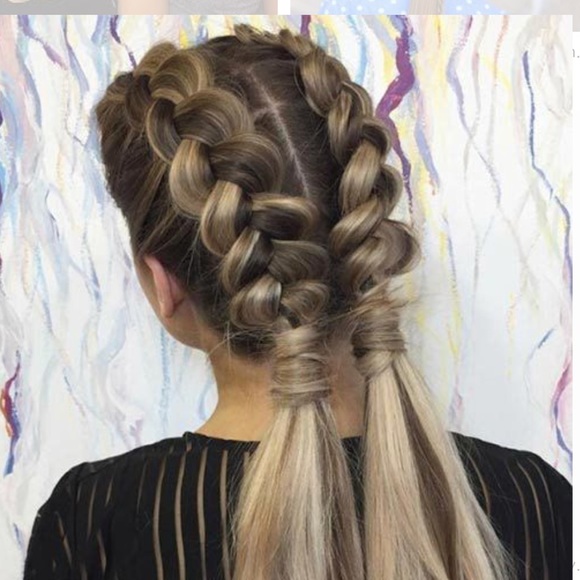 Meet your Posher, Mikala - Picture 1 of 1